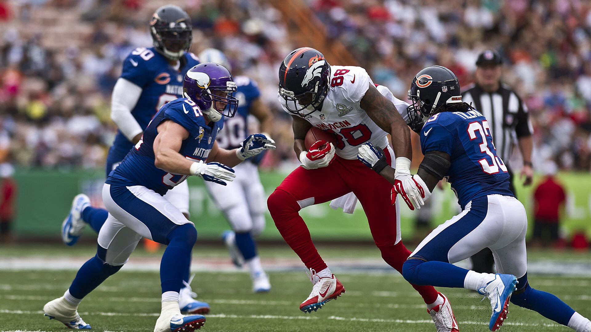 阿圭罗里程碑之夜,利物浦与曼城的红蓝交响曲