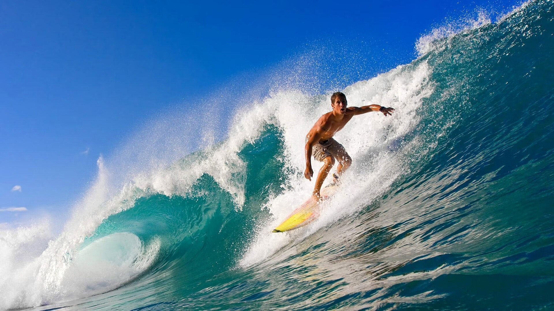 东决关键战之夜,拉文连续得分拉开差距