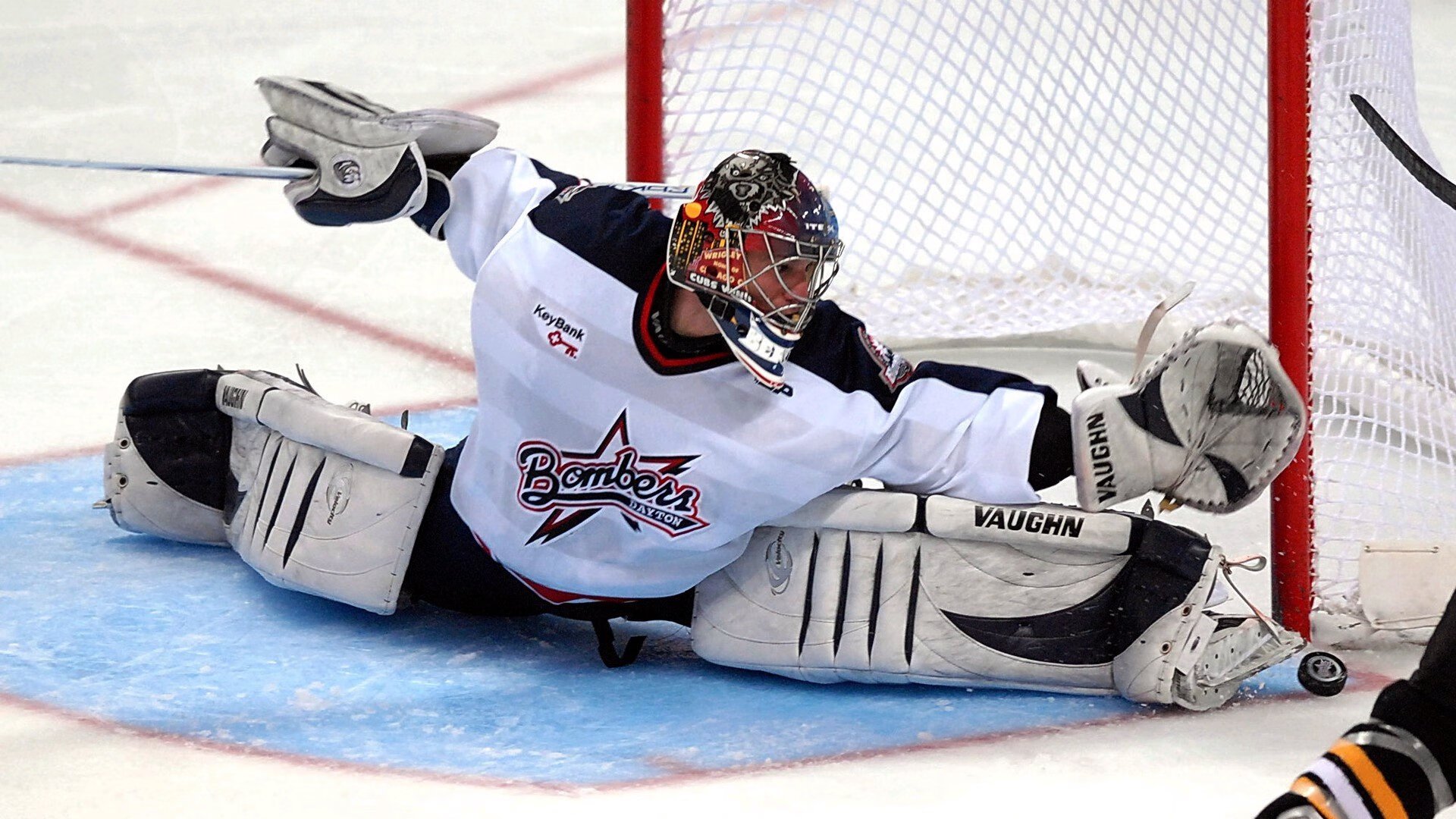 从温布尔登的茵茵草地，到戴维斯杯的硬地轰鸣，卡斯珀·鲁德，一位红土之王的征服悖论